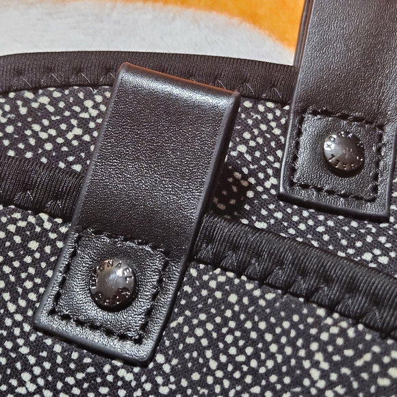 Michael Kors Charm Stretch Rainboots - Black/White - Picture 4 of 5